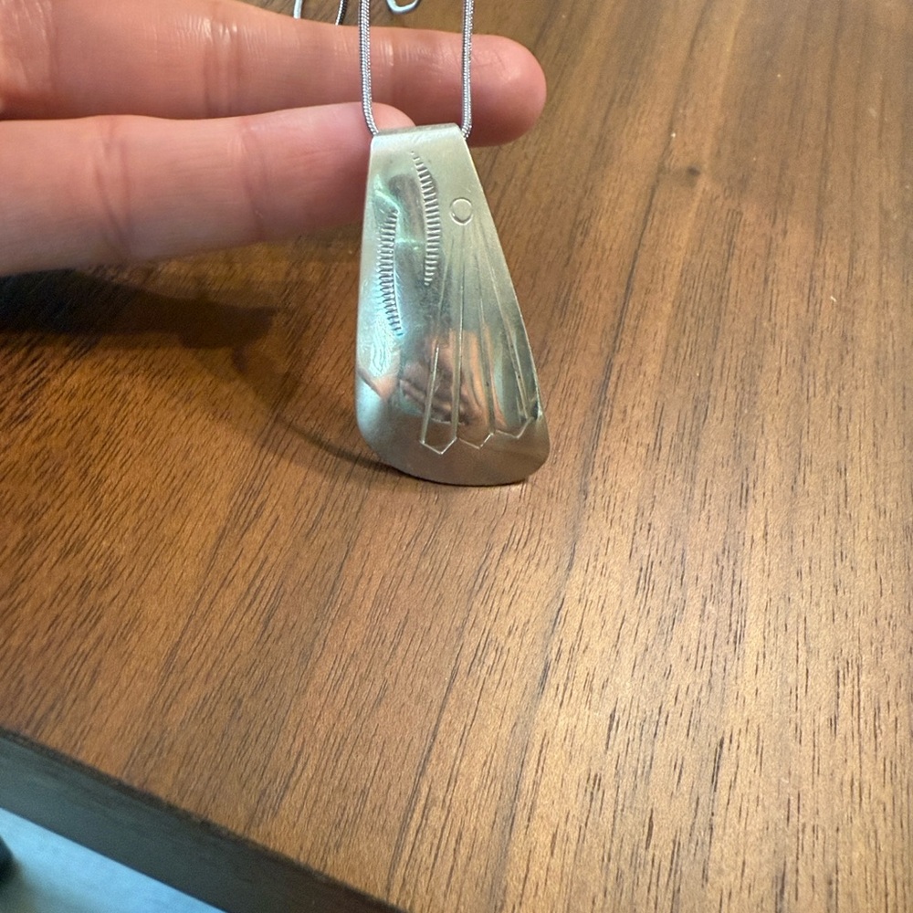 Elegant Silver Pendant Necklace - Picture 2 of 5